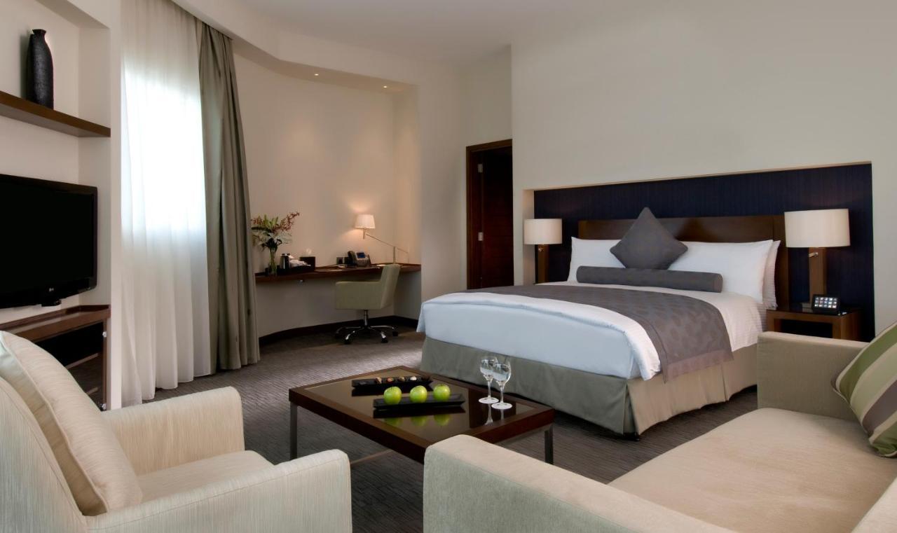 Grand Millennium Al Wahda Hotel And Executive Apartments Abu Dhabi Værelse billede